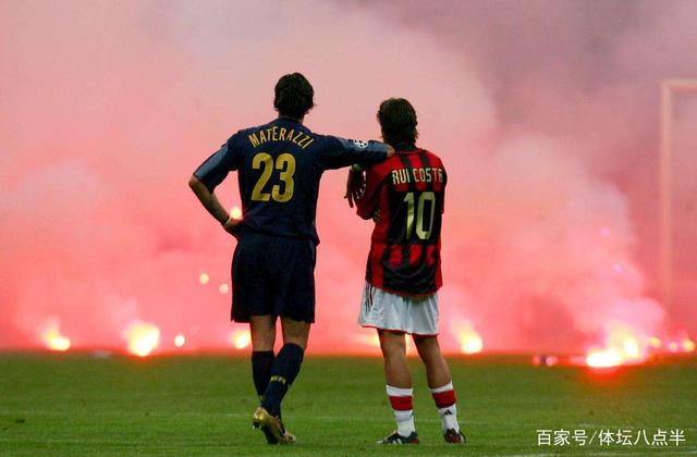 荣获马德里足协颁发的体育传奇奖，托雷斯晒图感谢马德里足协（托雷斯获颁马德里足协体育传奇奖，晒图致谢）