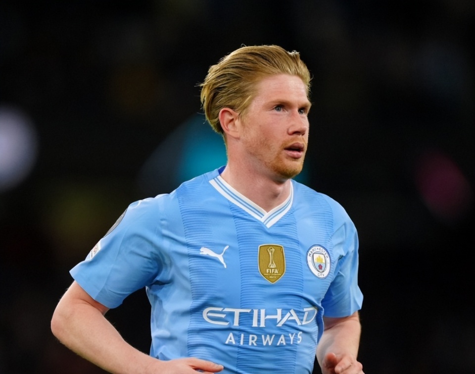 吉拉西无缘2025非洲足球先生奖，他的哥哥在社媒表达不满