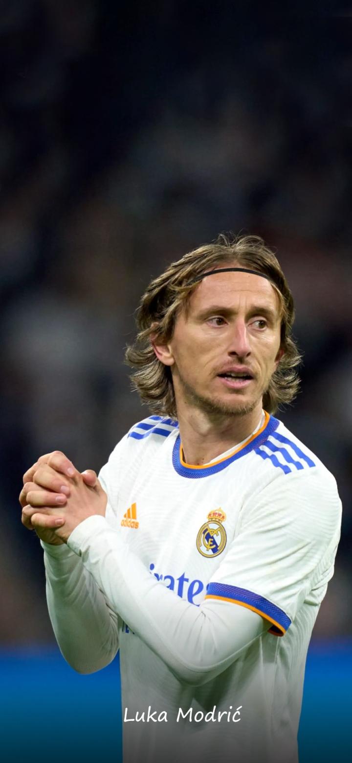 外媒：纽卡与谢什科谈妥个人条款，与莱比锡就转会费达成协议