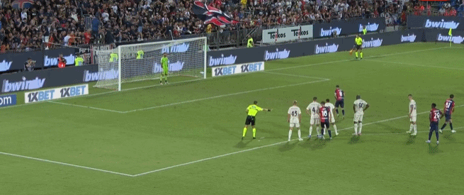 申花vs三箭首发：路易斯、马纳法先发阿苏埃替补，广岛单外援（申花战广岛三箭首发出炉：路易斯、马纳法先发，阿苏埃替补，对手仅一外援）