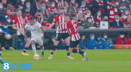 迪卡尼奥：希门尼斯的绝杀巴雷拉要负责，他就站在那里不动