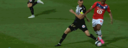 皇马齐达内战术显效4-0取胜塞尔塔