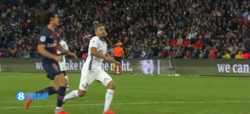 齐达内晒和樊振东打球照，足球界和乒乓球界梦幻联动，网友直呼：太帅了